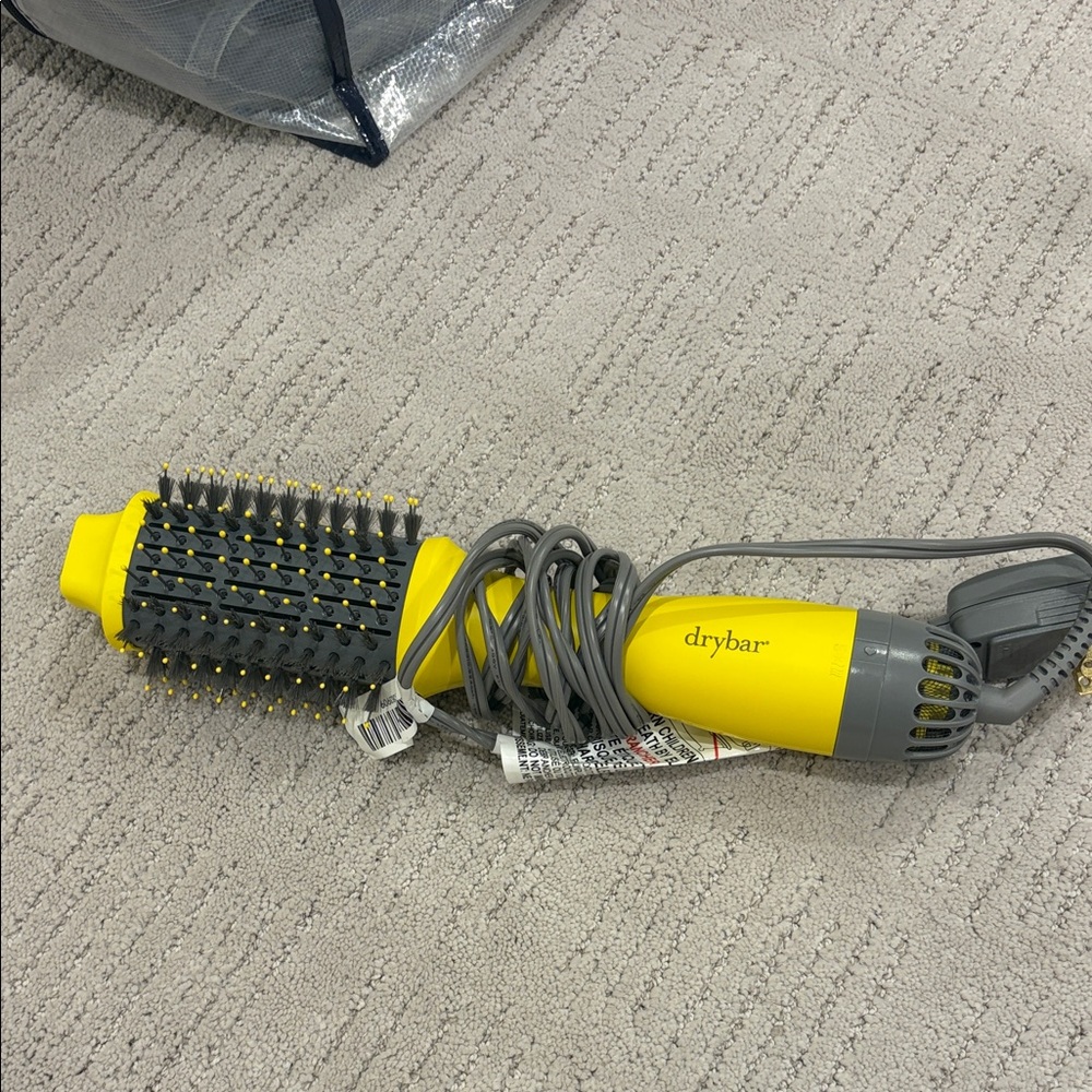 Drybar The Double Shot Oval Blow-Dryer Brush